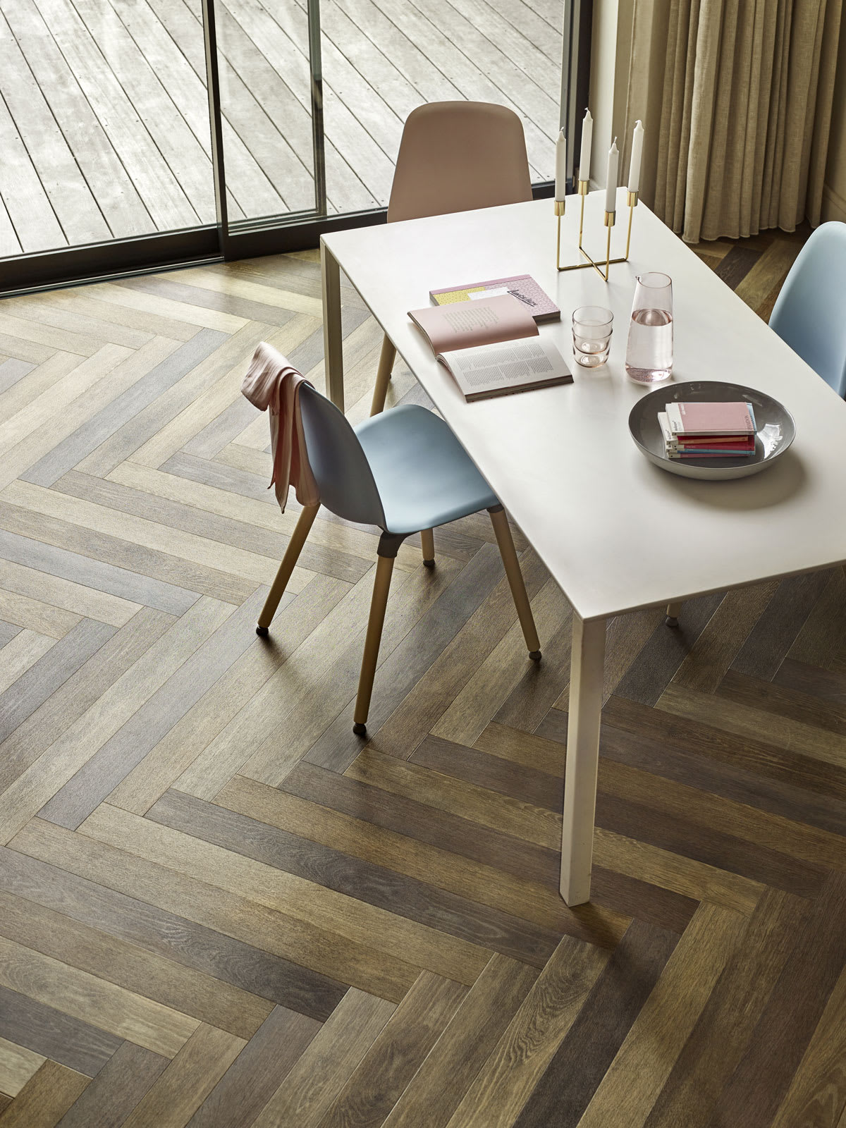 Amtico Spacia Noble Oak Hampton Oak Haven Oak in three colour Herringbone