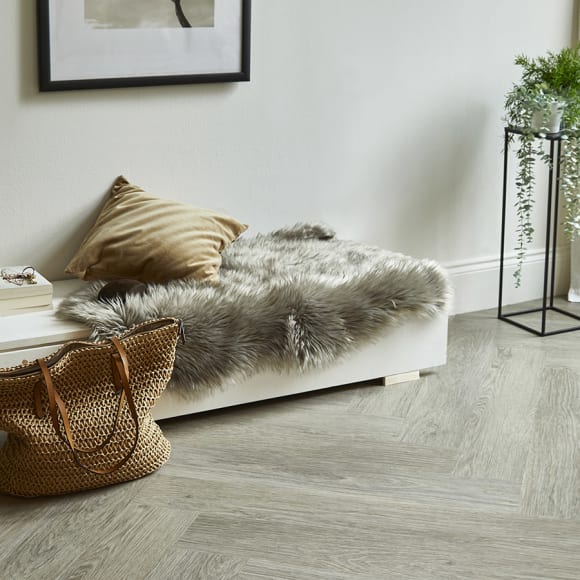 Amtico Form Dimmet Oak FS7W8530 in a Herringbone Plank Laying Pattern