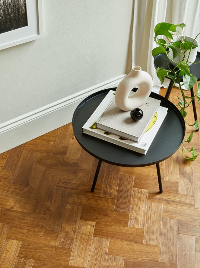 Amtico Spacia Royal Oak SS5W2530 in small parquet