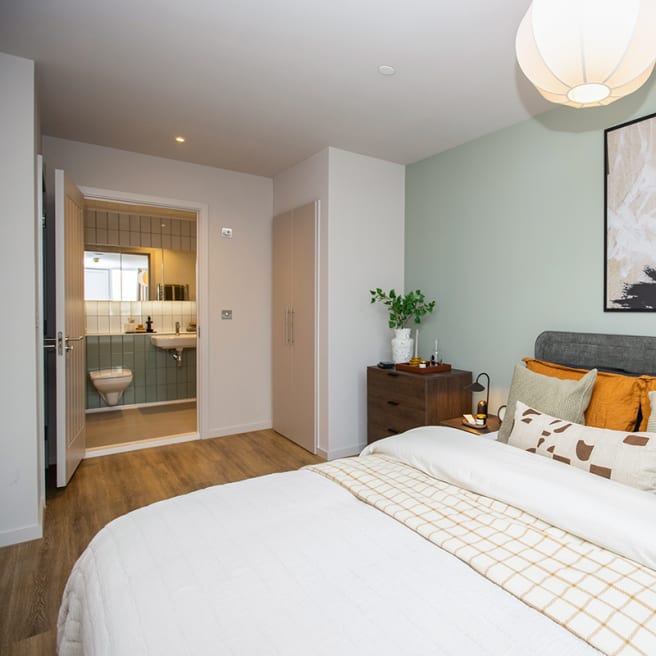 Mulled Oak was recreated in Amtico First Acoustic to bring rich, caramel wood tones and enhanced acoustic comfort to the Fairfax apartments.