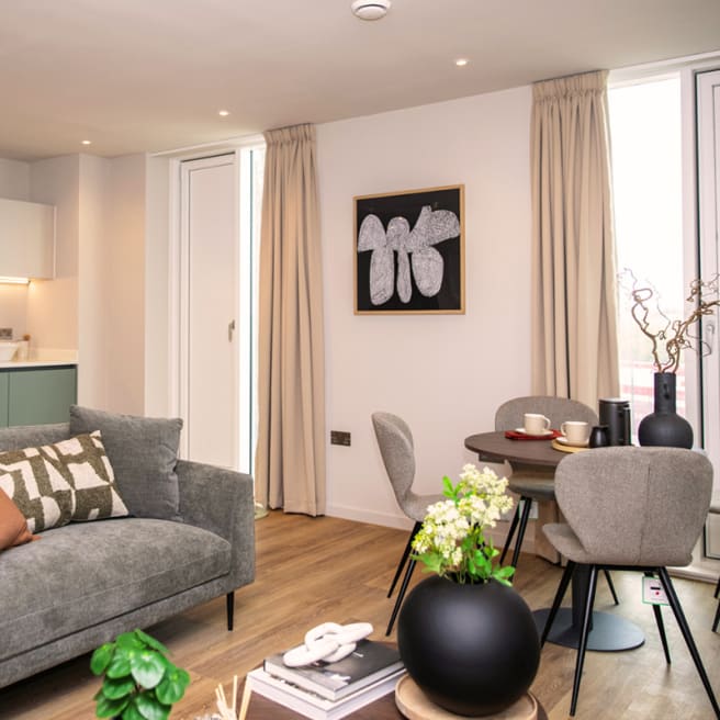Mulled Oak was recreated in Amtico First Acoustic to bring rich, caramel wood tones and enhanced acoustic comfort to the Fairfax apartments.