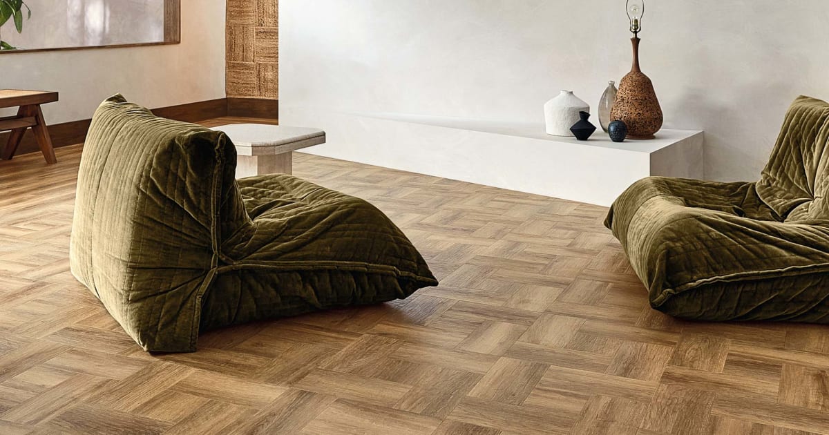 Échantillon De Sol Vinyle LVT/SPC - Chêne Miel, Classique, 2 Pieds De Long, Pour Usage Commercial/résidentiel