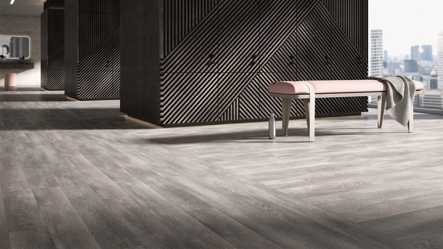 Alpine Oak from the Signature 36+ collection