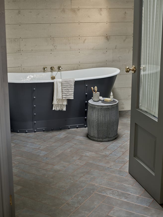 Grey Burnished Metal, DC526 - from the Designers' Choice collection.